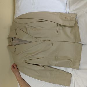 Newport News size 8 cream leather jacket